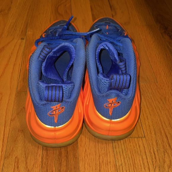 Nike “Knicks” Foamposite One Size 10 - Picture 2 of 3